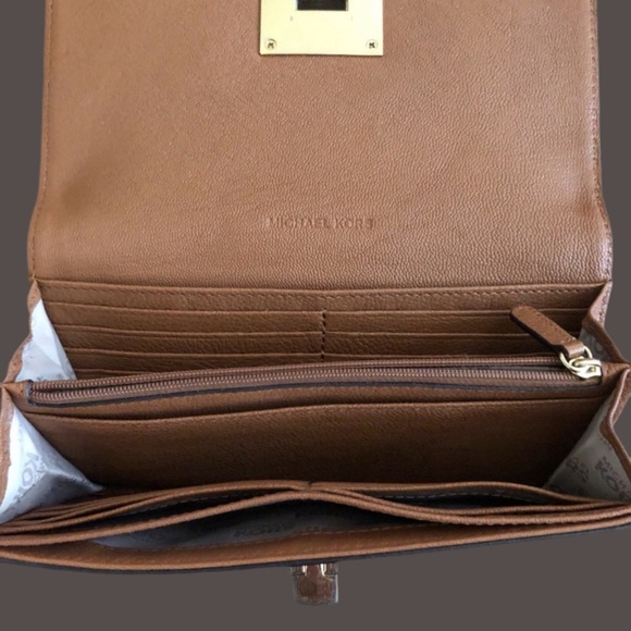 Michael Kors Accordion Wallet - Picture 9 of 11